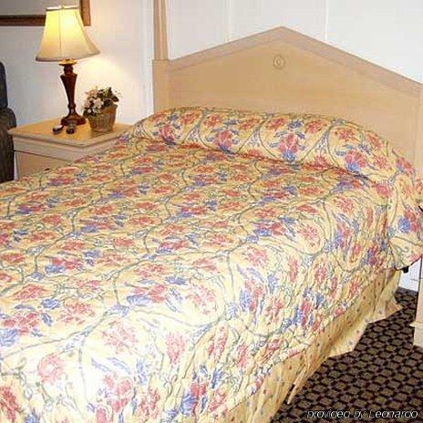 Stockton Travelers Motel Habitación foto